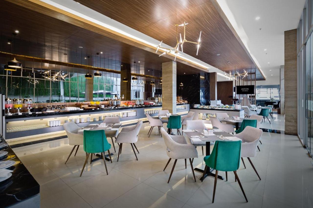 ASTON Sidoarjo City Hotel&Conference Center Exterior foto