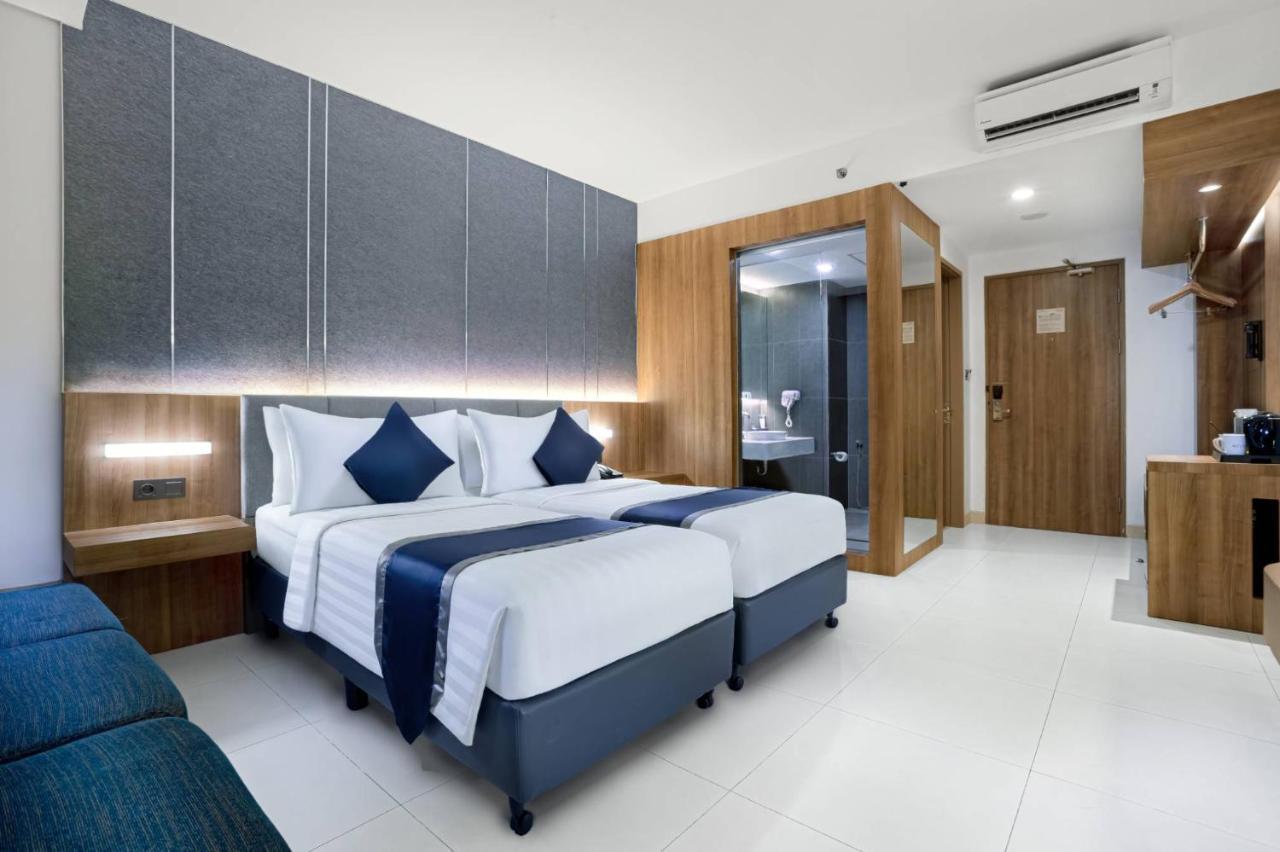 ASTON Sidoarjo City Hotel&Conference Center Exterior foto