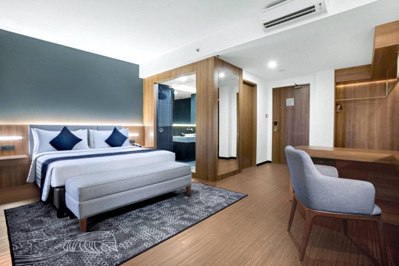 ASTON Sidoarjo City Hotel&Conference Center Exterior foto